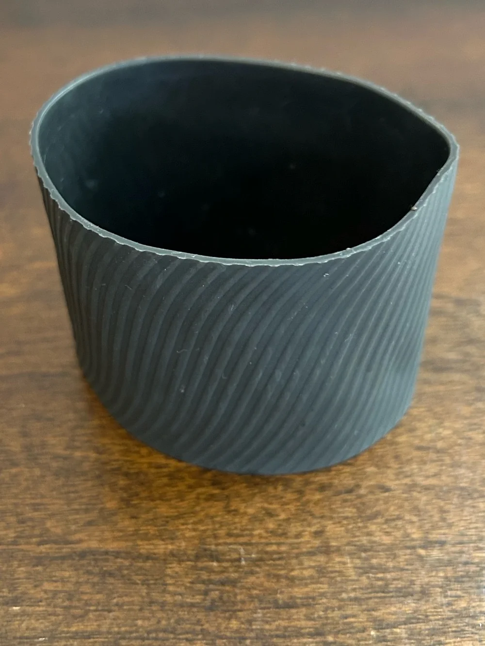 Silicone Sleeve Gray Compatible with a Contigo 16 or 20 oz Byron Travel Mug Read